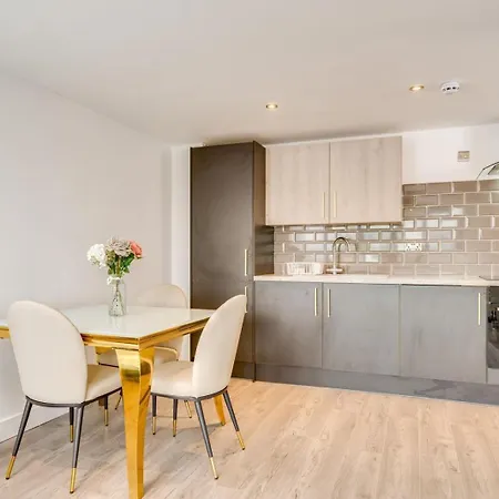 Enterprise Aparts Апартаменты *